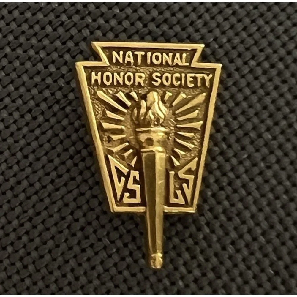 National Honor Society Lapel Pin Gold Filled Vtg Marked‎ T GF